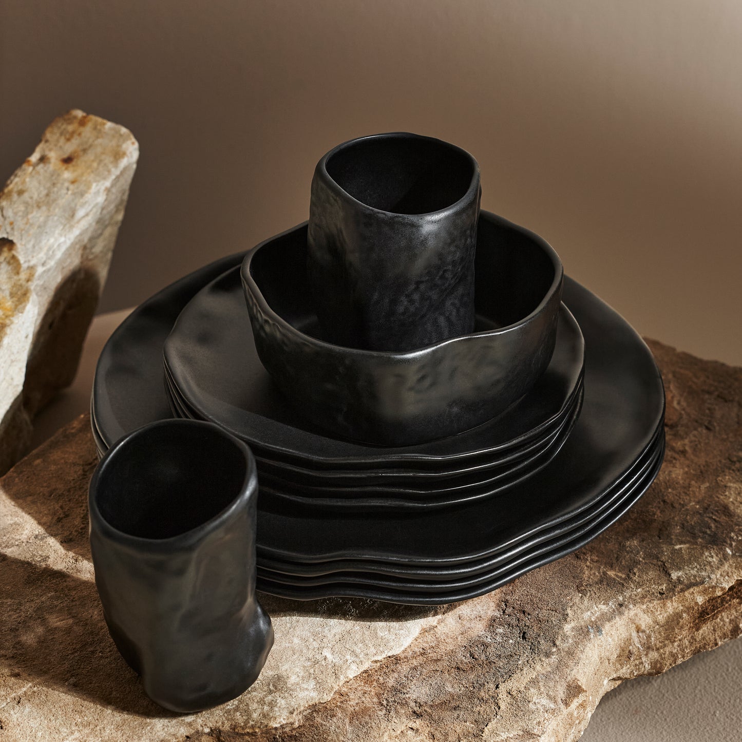 ATIK BLACK DINING SET