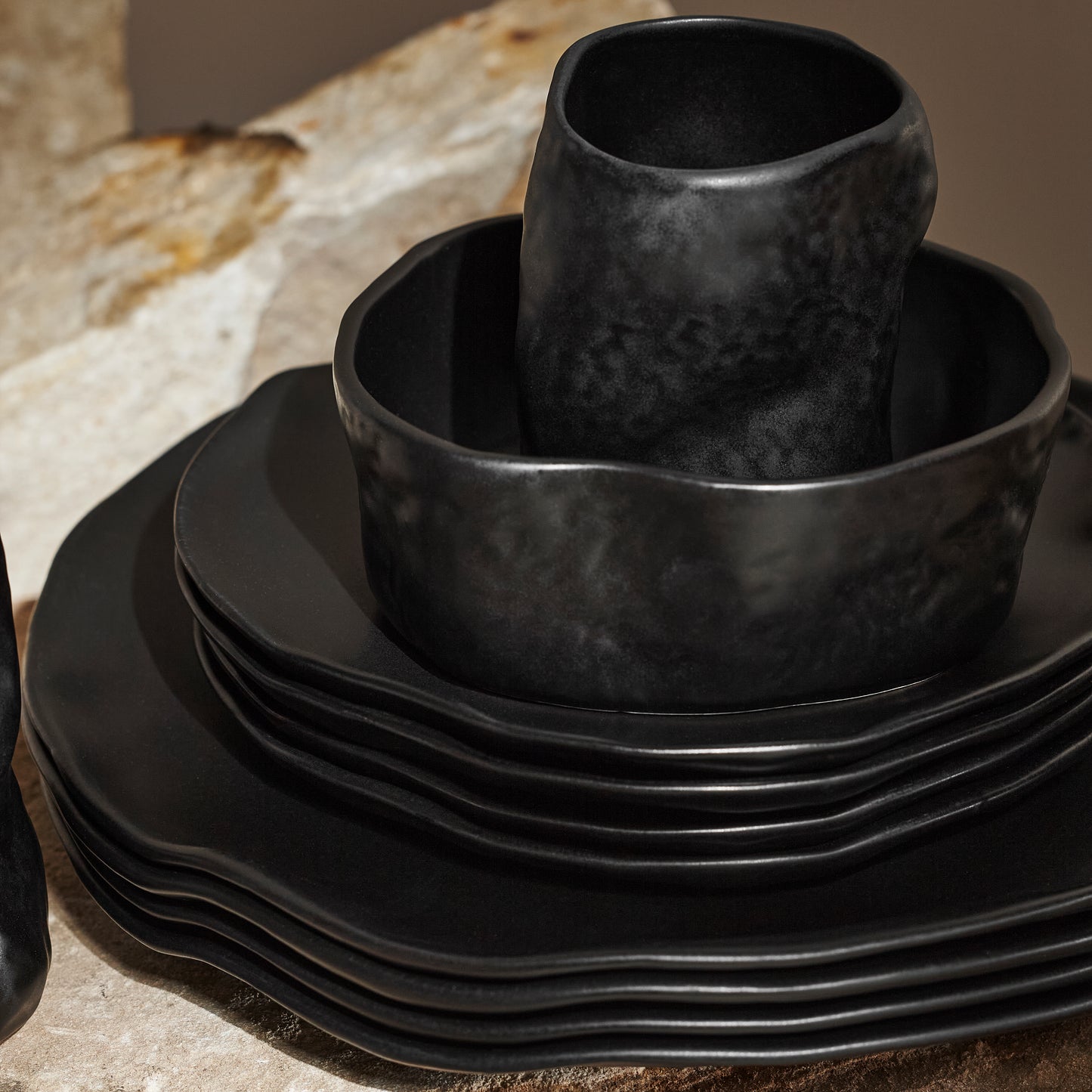 ATIK BLACK DINING SET