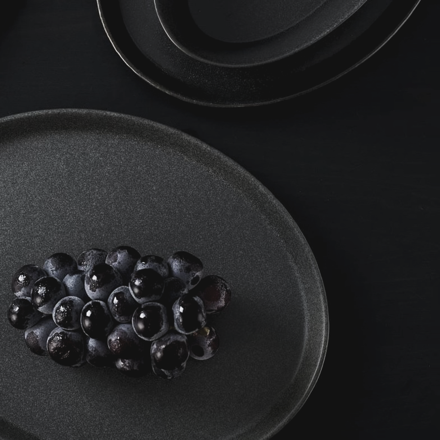 KATACHI CHARCOAL DINING SET