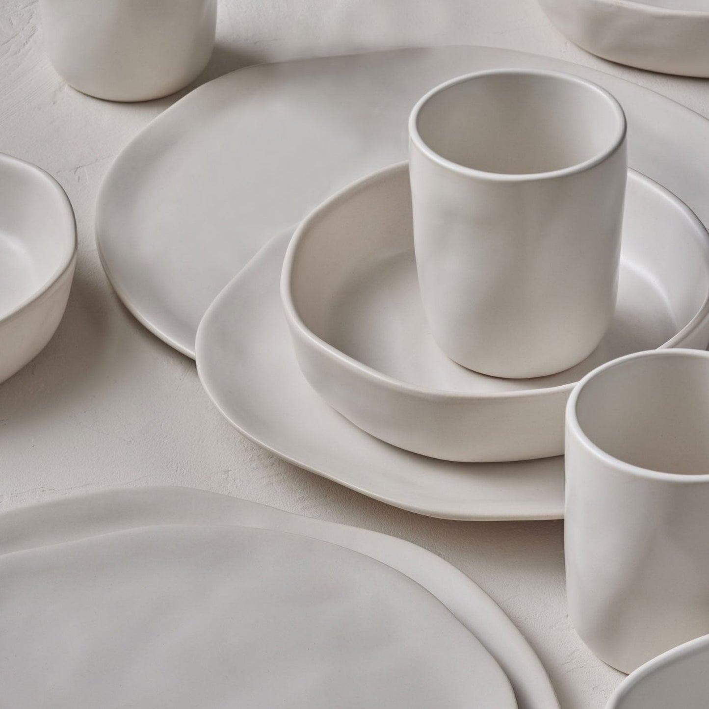 HEKONDA BEIGE DINING SET