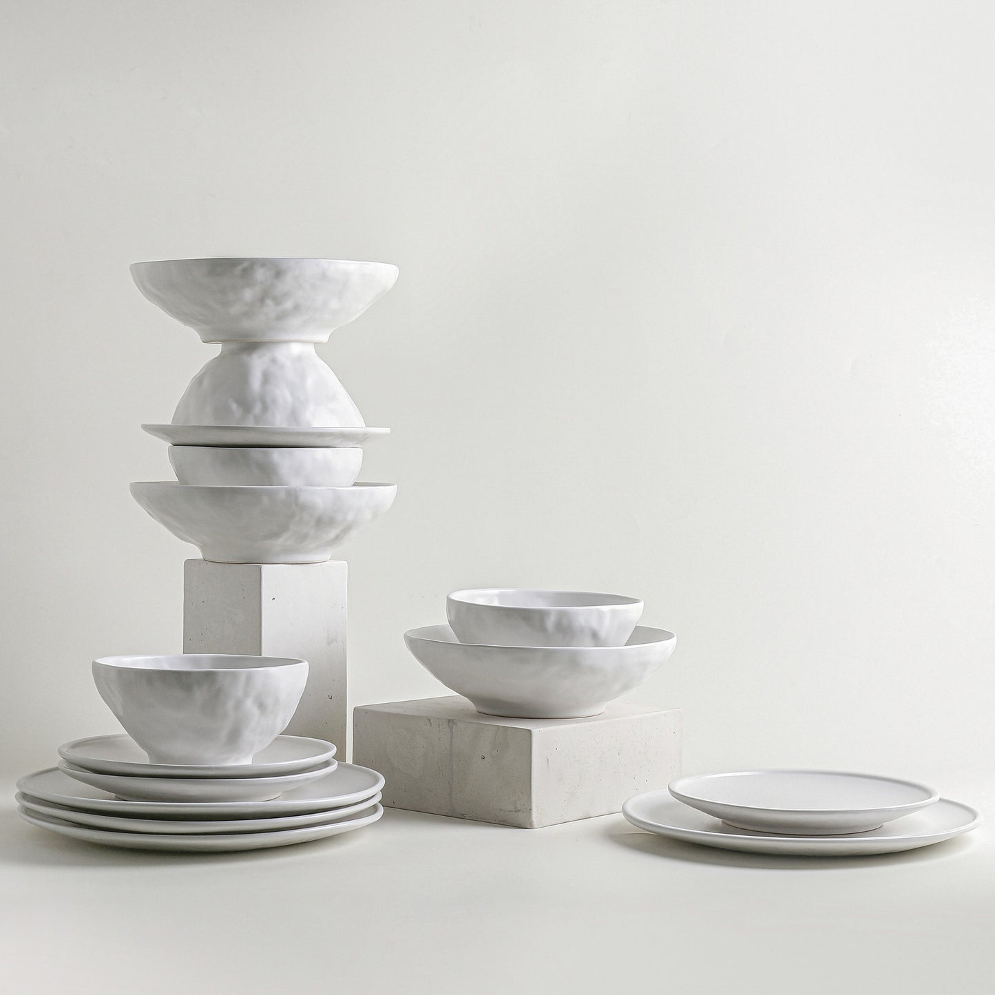 NENDO WHITE DINING SET